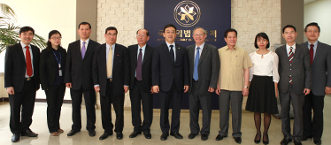 Vietnamese MPs Delegation Visit NARS
