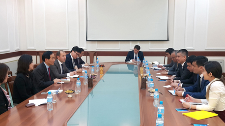 NARS Delegation Visits the Legislation and Parliamentary Research Institute of Uzbekistan and Islamic Parliament Research Center of Iran