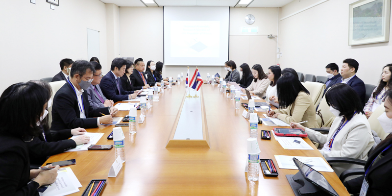 Delegation from the Office of the Council of State of the Kingdom of Thailand Visits the NARS 