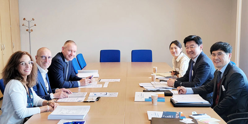 NARS Chief Park Sang Chul Visits the European Parliament Research Services and the House of Commons Library